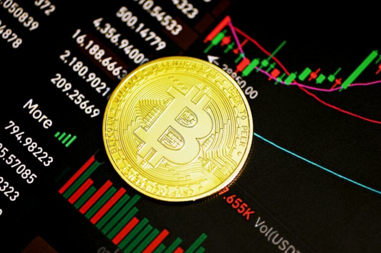 Rentowność kopania kryptowalut w 2024: czy to nadal się opłaca?